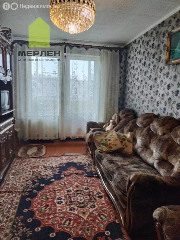 3-комнатная квартира: Сосенский, Сосенский, улица Мира, 8 (64.4 м) - Фото 0