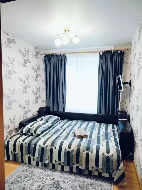 2-к кв. Ханты-Мансийский АО, Сургут просп. Ленина, 42 (50.0 м) - Фото 0