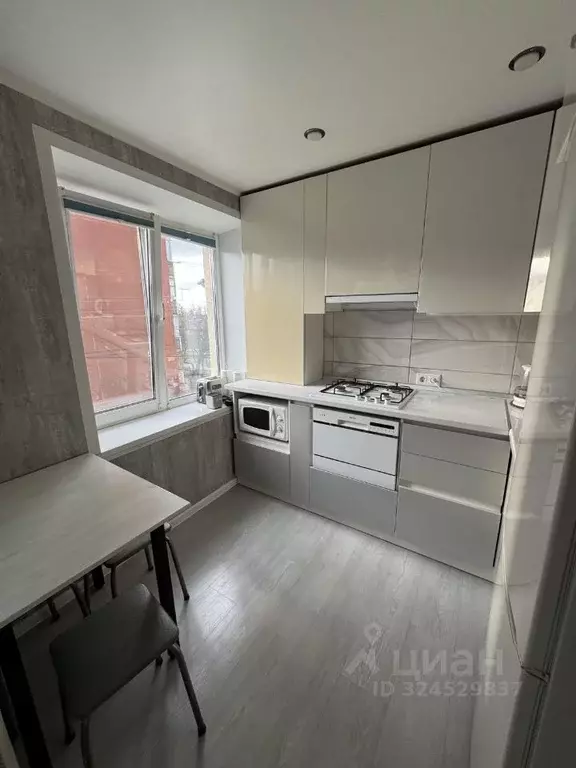 1-к кв. Саратовская область, Энгельс Транспортная ул., 25 (29.0 м) - Фото 0