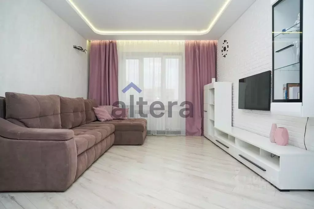 3-к кв. Татарстан, Казань ул. Хайдара Бигичева, 10 (62.5 м) - Фото 1