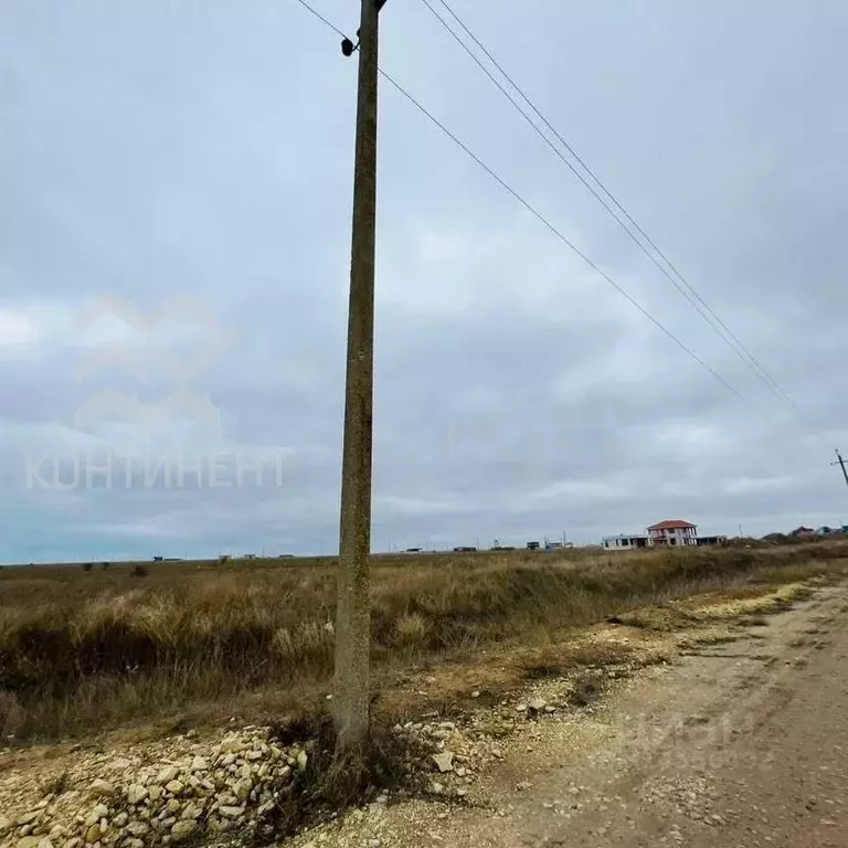 Участок в Крым, Черноморский район, Оленевское с/пос, с. Оленевка  ... - Фото 1