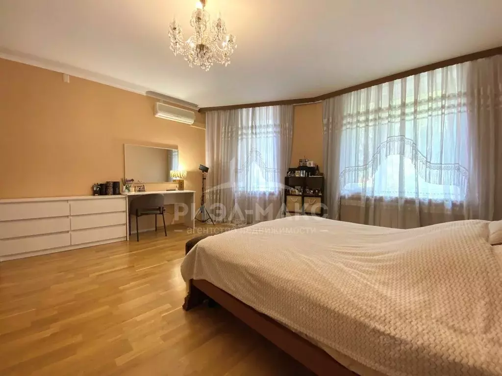 Таунхаус в Брянская область, Брянск ул. Фокина, 93 (214 м) - Фото 1