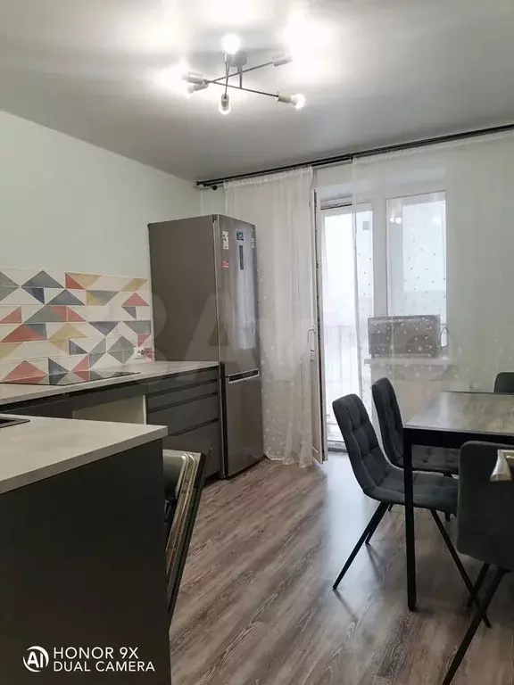 2-к. квартира, 55 м, 8/12 эт. - Фото 0