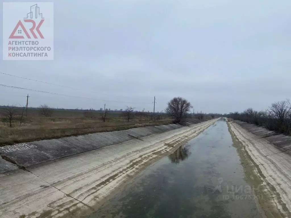 Участок в Крым, Советский район, с. Ильичево  (220.0 сот.) - Фото 0