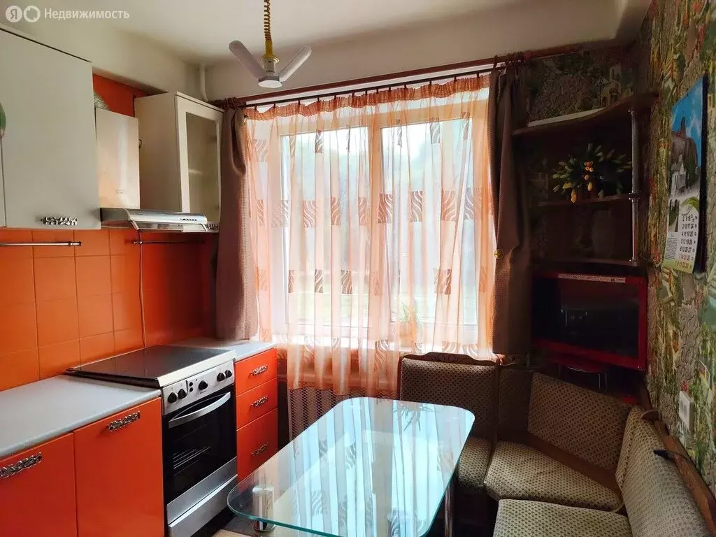 3-комнатная квартира: Тосно, проспект Ленина, 65 (59 м) - Фото 1