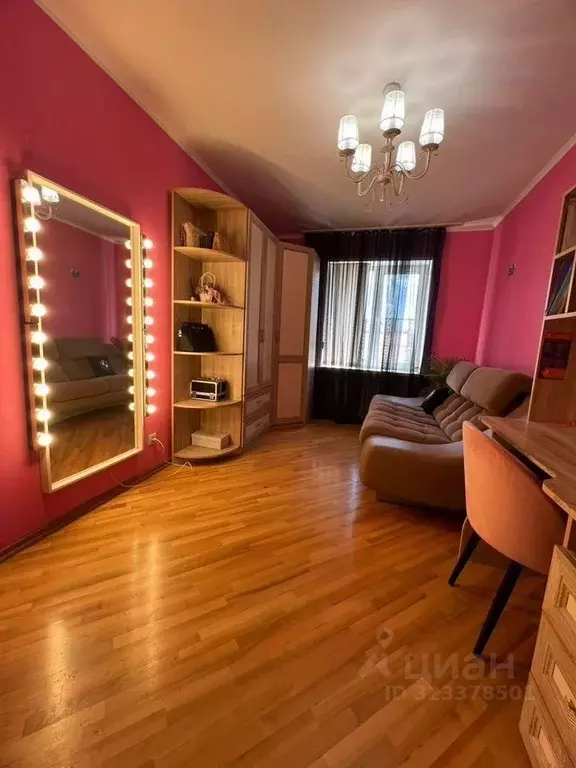 3-к кв. Краснодарский край, Усть-Лабинск ул. Преподобного Сергия ... - Фото 1