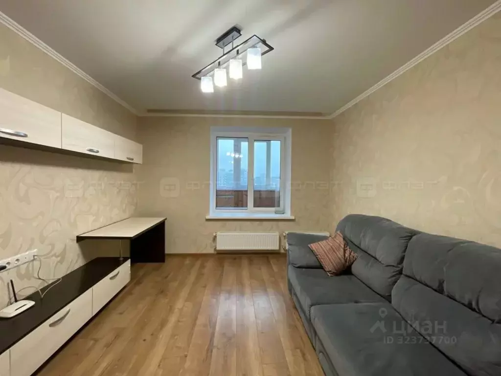 2-к кв. Татарстан, Казань ул. Азата Аббасова, 13 (54.0 м) - Фото 0