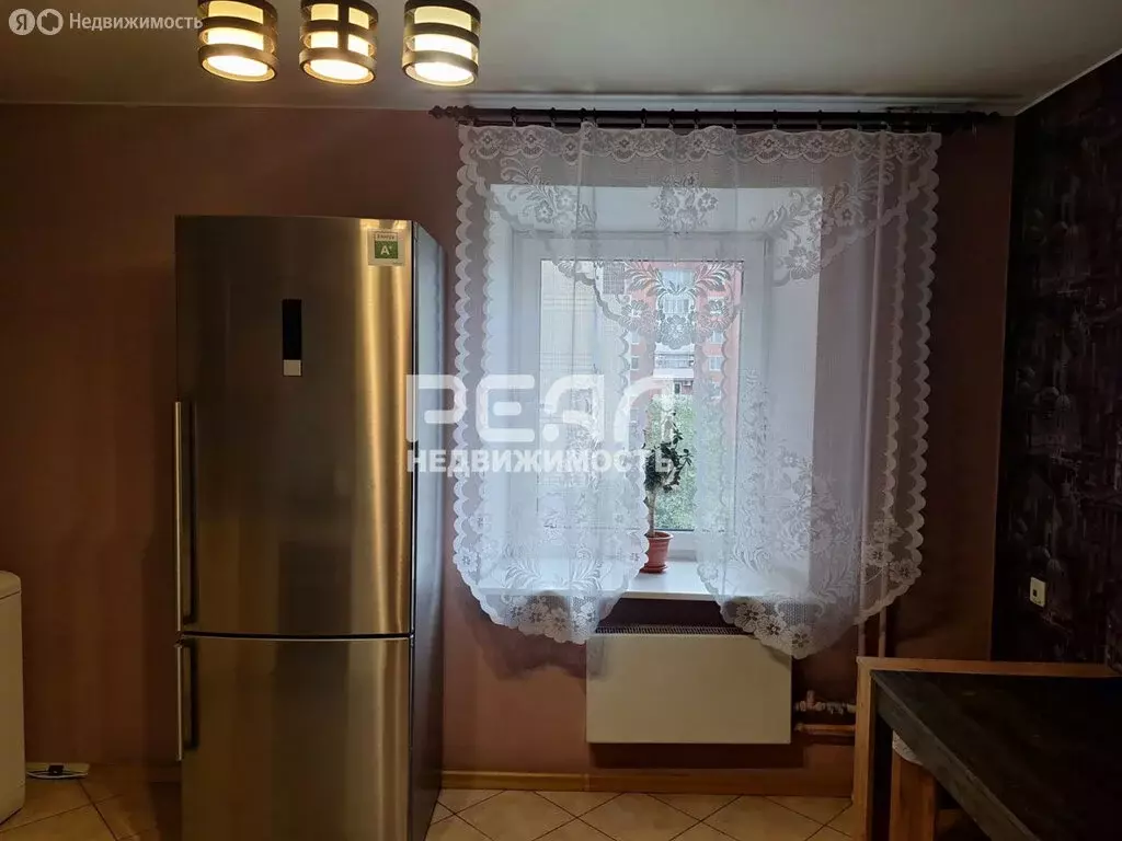 3-комнатная квартира: Гатчина, улица Генерала Кныша, 15 (76.1 м) - Фото 2