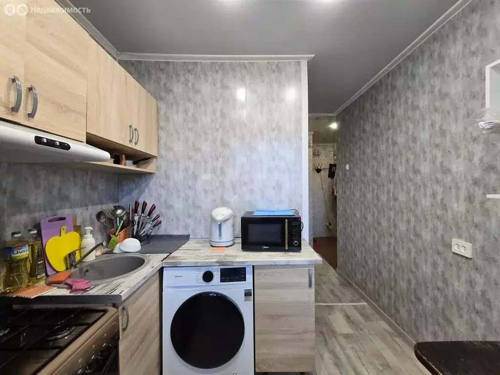 3-комнатная квартира: Миасс, улица Тельмана, 54 (53 м) - Фото 0