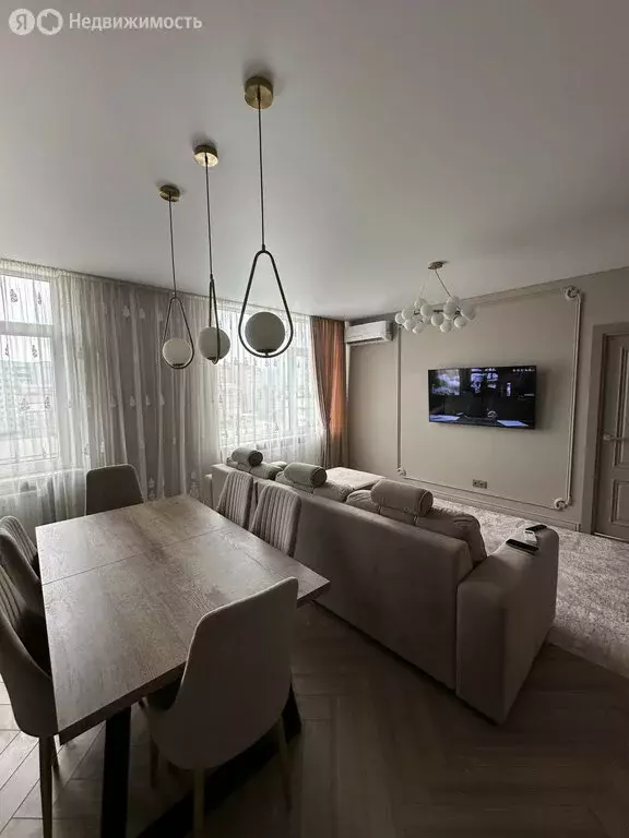 3-комнатная квартира: Владикавказ, улица Астана Кесаева, 48Д (68 м) - Фото 0