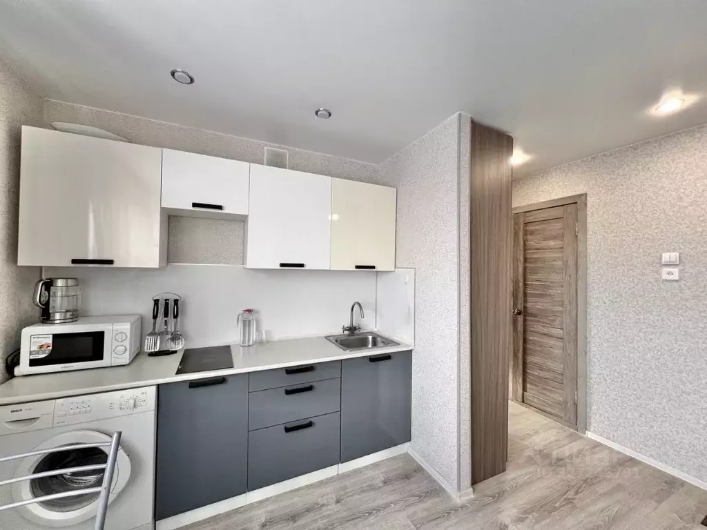 1-к кв. Свердловская область, Екатеринбург ул. Пехотинцев, 18 (34.5 м) - Фото 2