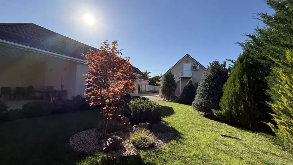 Дом в Крым, Симферопольский район, Добровское с/пос, с. Заречное ул. ... - Фото 1