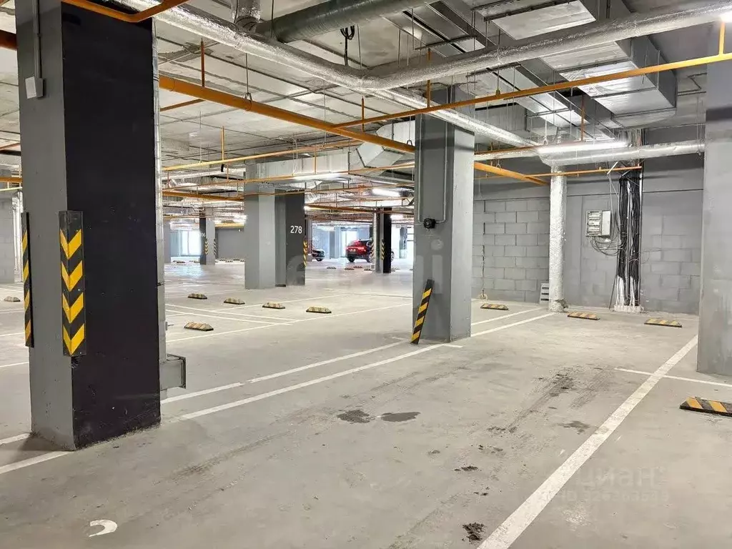 Гараж в Тюменская область, Тюмень ул. Тимофея Чаркова, 93 (27 м) - Фото 0