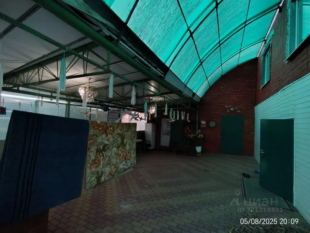 Дом в Белгородская область, Белгородский район, с. Стрелецкое  (211 м) - Фото 1