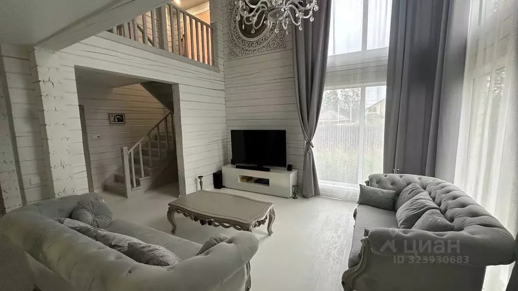 Дом в Ленинградская область, Ломоносовский район, Виллозское городское ... - Фото 1