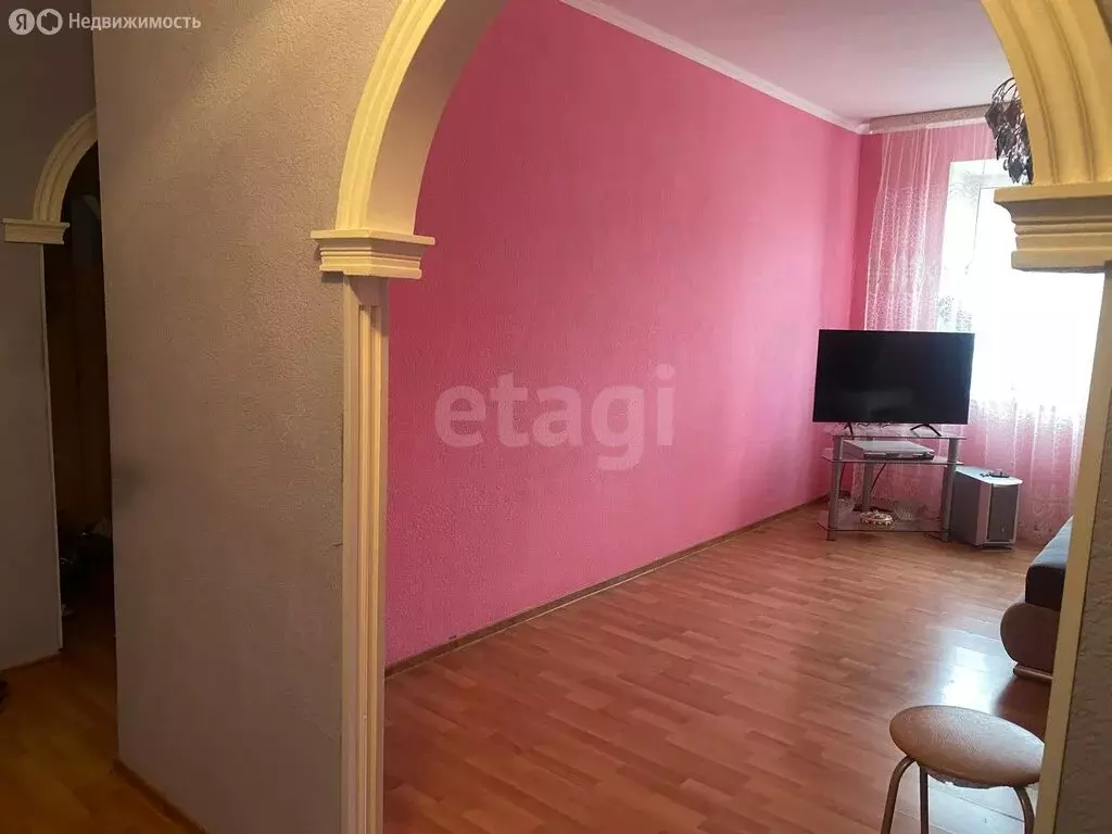 3-комнатная квартира: Стерлитамак, улица Артёма, 142 (66.9 м) - Фото 2