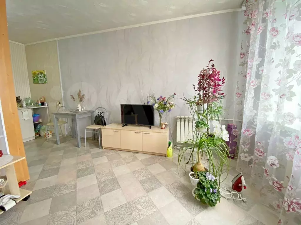 Комната 17,8 м в 8-к., 5/5 эт. - Фото 1