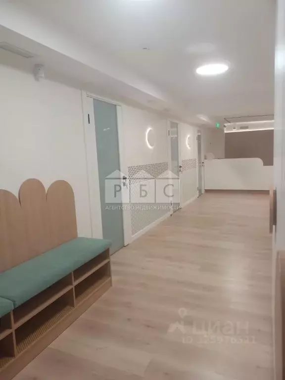 Помещение свободного назначения в Саратовская область, Саратов проезд ... - Фото 1