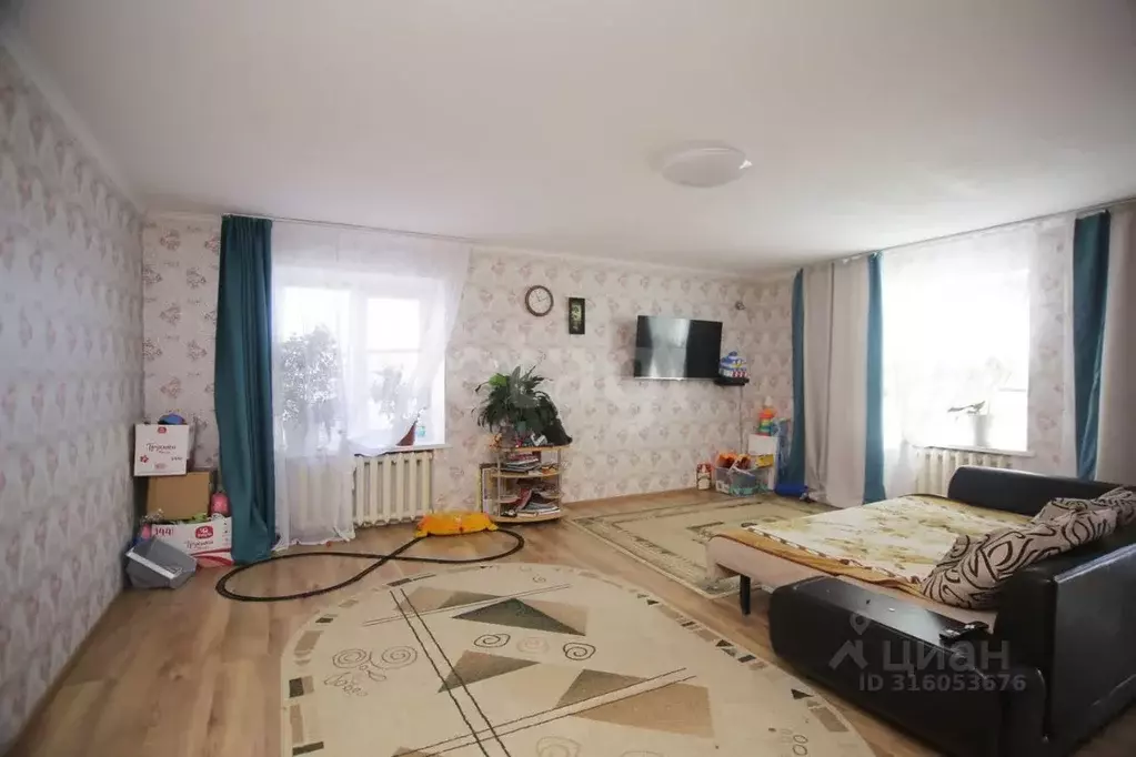 4-к кв. Тульская область, Тула ул. Буденного, 94 (123.0 м) - Фото 0