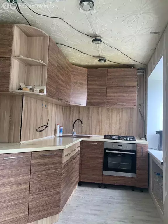 4-комнатная квартира: Еманжелинск, улица Ленина, 21 (60.6 м) - Фото 0