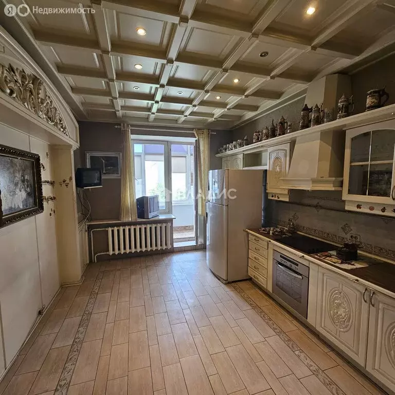3-комнатная квартира: Белгород, проспект Славы, 43 (134 м) - Фото 0