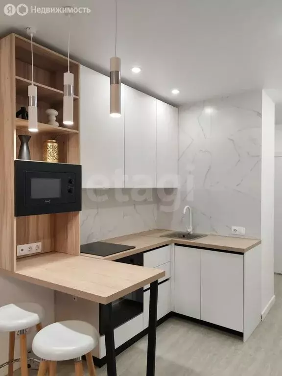 Квартира-студия: Тюмень, улица Раушана Абдуллина, 6к1 (28.5 м) - Фото 1