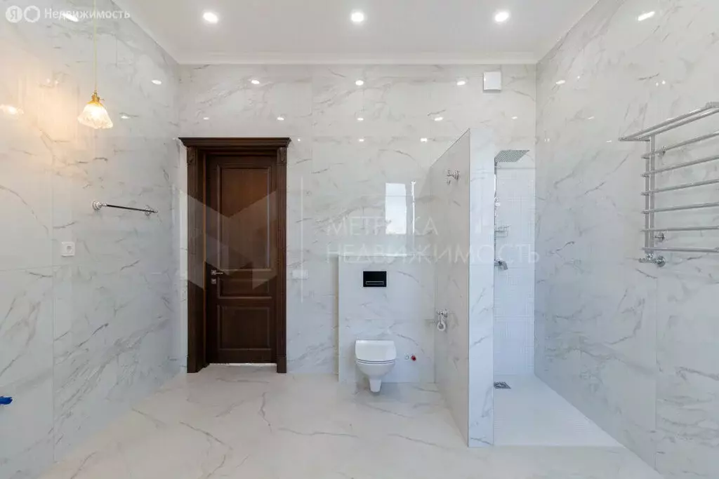 Дом в деревня Падерина, Винзилинская улица (215.8 м) - Фото 0