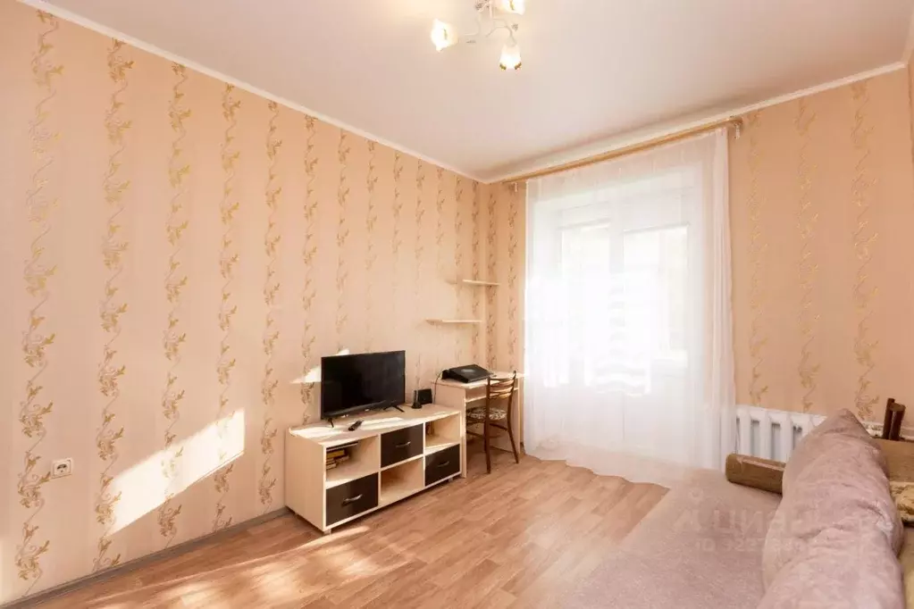 3-к кв. Оренбургская область, Оренбург Больничный проезд, 6А (70.0 м) - Фото 2