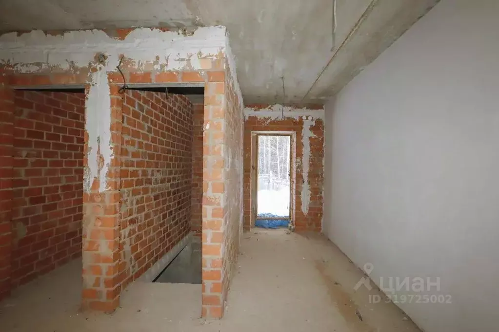 Дом в Иркутская область, Иркутск ул. Малиновая (125 м) - Фото 1