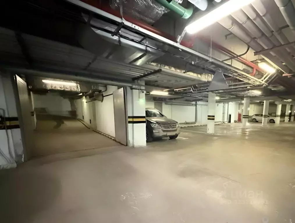 Гараж в Москва Ярцевская ул., 27к1 (18 м) - Фото 1