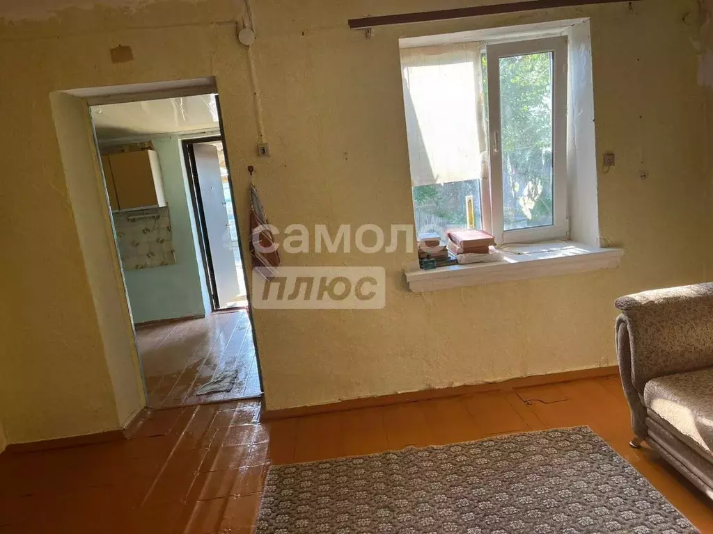 Дом в Калмыкия, пос. Ики-Бурул ул. Интернациональная (69 м) - Фото 1