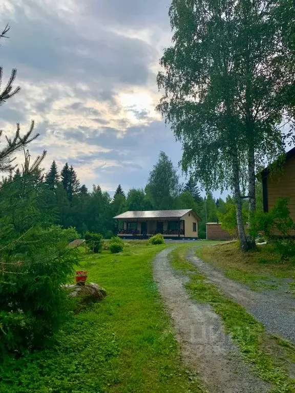 Дом в Карелия, Сортавальский муниципальный округ, пос. Рускеала ул. ... - Фото 1