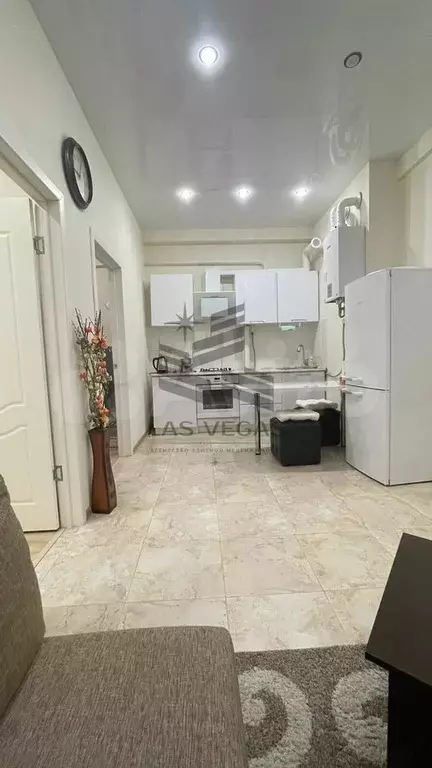 2-к. квартира, 50 м, 4/8 эт. - Фото 0