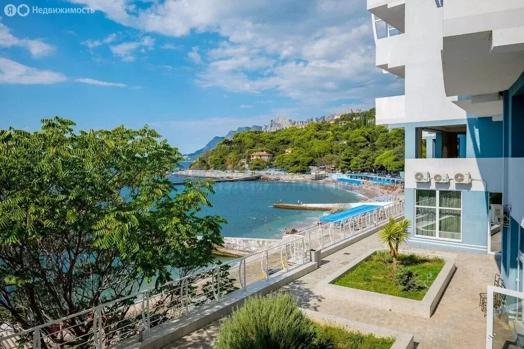 Квартира-студия: Береговое, Кипарисная улица, 51А (109 м) - Фото 1