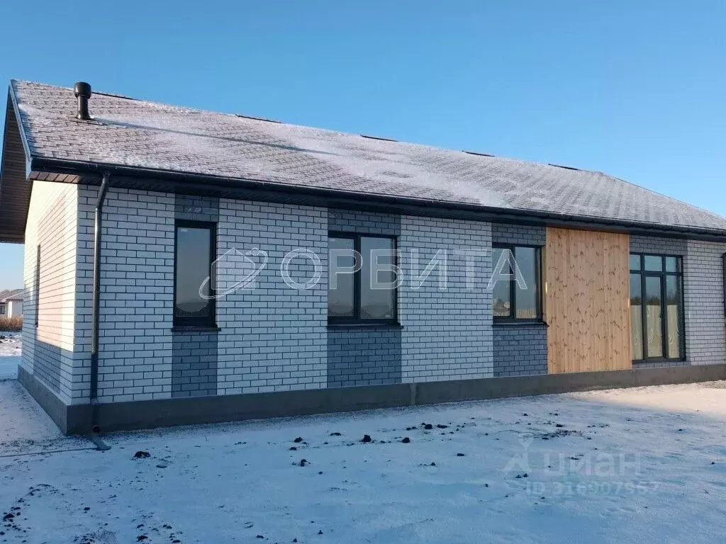 Дом в Тюменская область, Тюменский район, Онегин кп  (100 м) - Фото 0