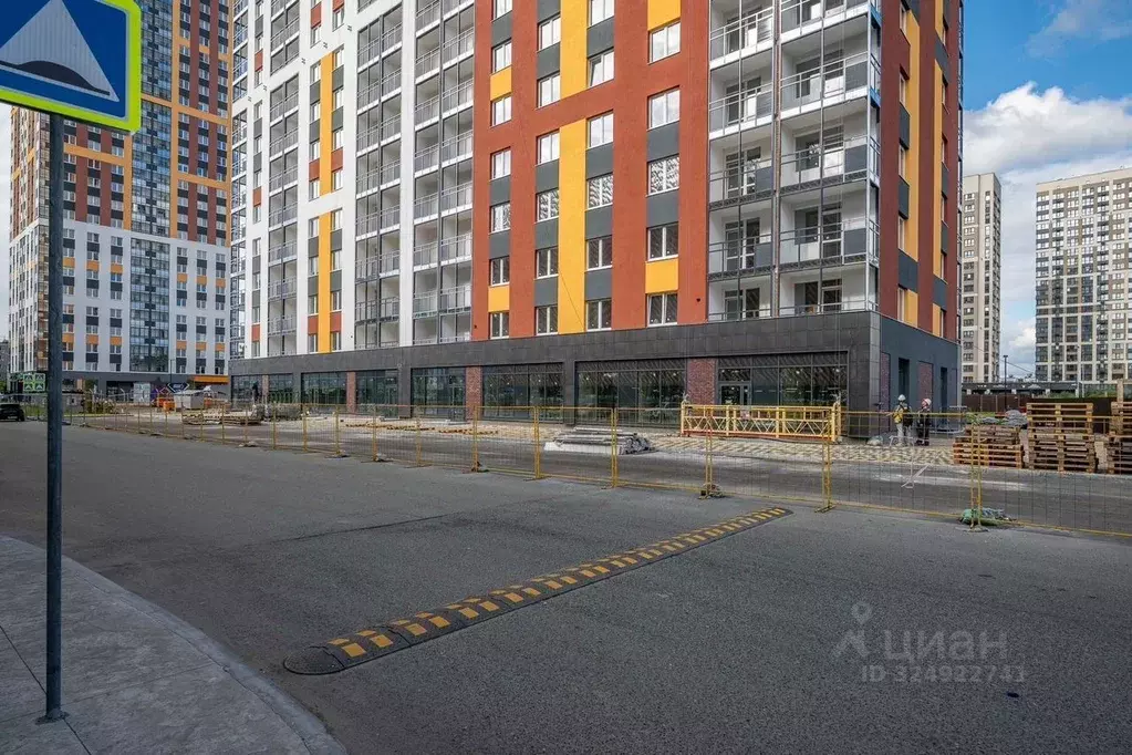 Торговая площадь в Свердловская область, Екатеринбург просп. ... - Фото 1