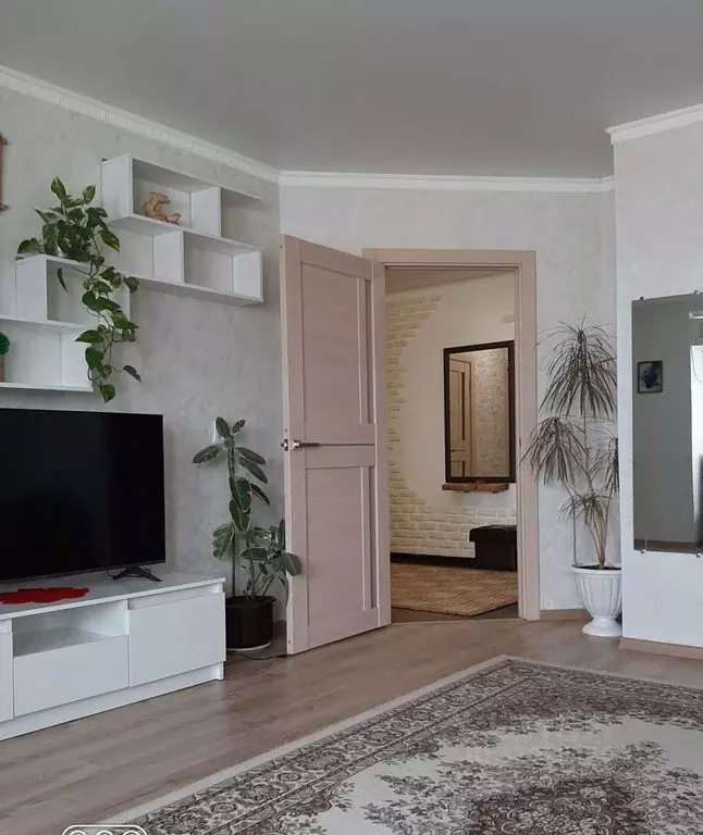 2-к кв. Белгородская область, Шебекино ул. Ленина, 91А (52.0 м) - Фото 0
