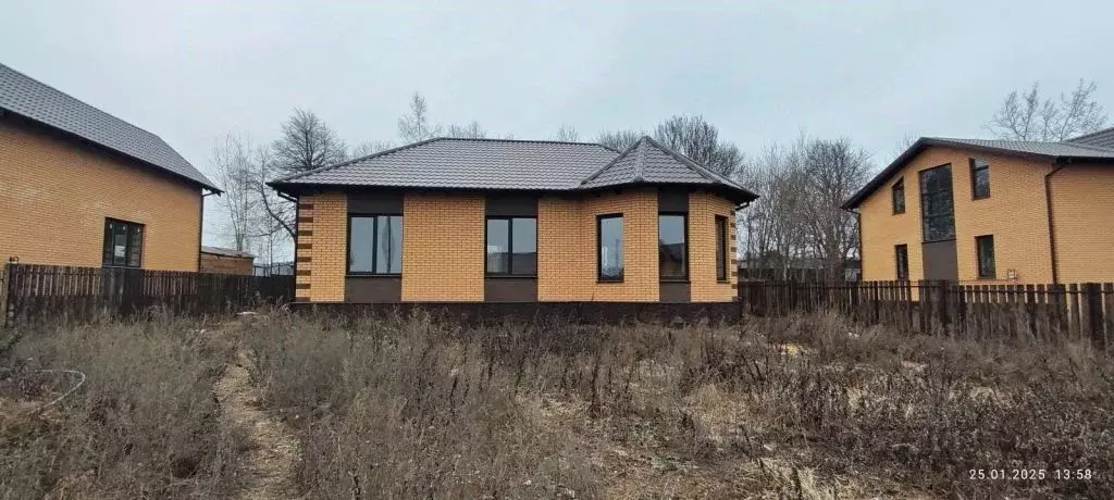 Дом в Тульская область, Тула городской округ, д. Медвенка, Водный мкр ... - Фото 1