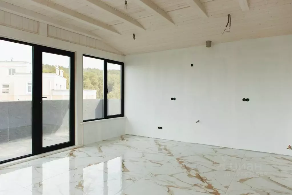 3-к кв. Самарская область, Тольятти Комсомольское ш., 42/3 (163.1 м) - Фото 1