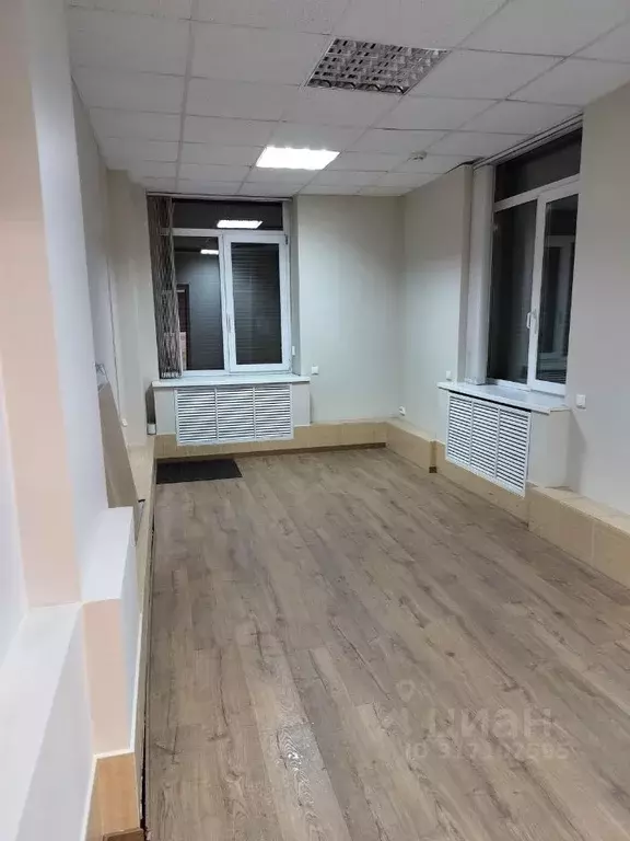 Помещение свободного назначения в Санкт-Петербург Ланское ш., 14к1 (76 ... - Фото 0