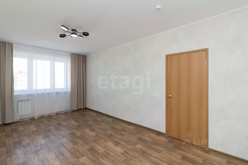 2-к кв. Тюменская область, Тюмень ул. Андрея Бушуева, 4 (51.8 м) - Фото 1