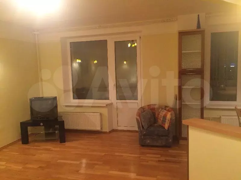 1-к. квартира, 40 м, 12/14 эт. - Фото 1