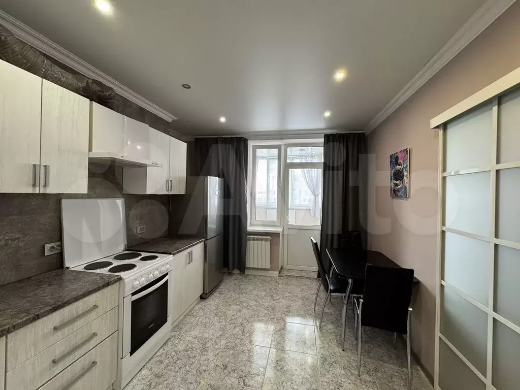 1-к. квартира, 50 м, 14/17 эт. - Фото 0