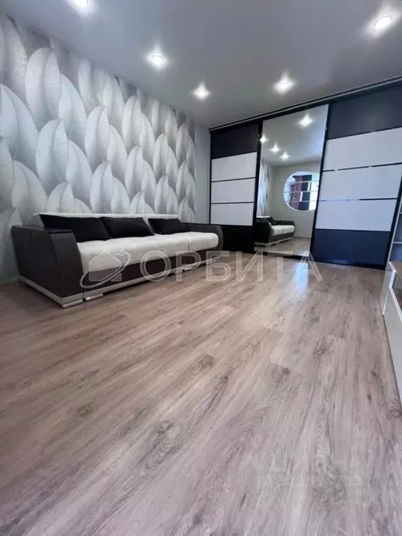 1-к кв. Тюменская область, Тюмень Кремлевская ул., 110к3 (44.0 м) - Фото 2