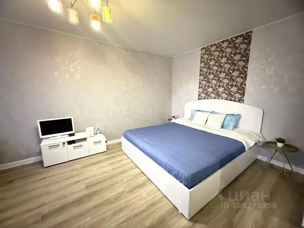 1-к кв. Тюменская область, Тюмень ул. Республики, 174 (35.0 м) - Фото 2