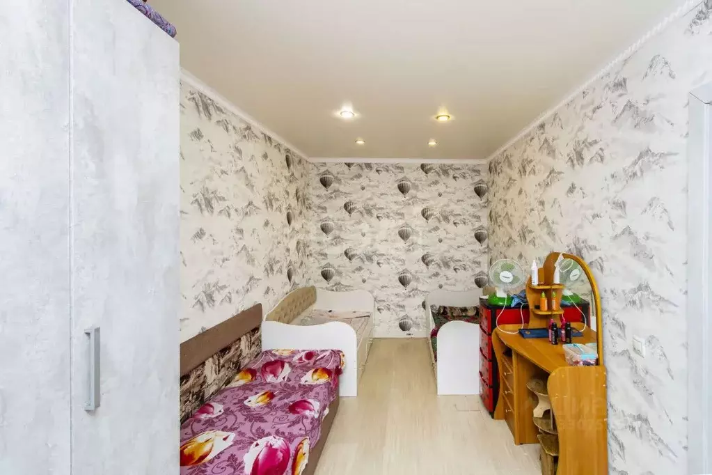 2-к кв. Тюменская область, Тюмень ул. Парфенова, 38 (46.4 м) - Фото 1