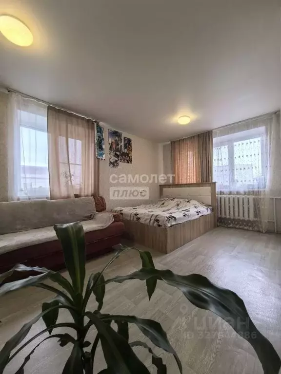 1-к кв. Волгоградская область, Волгоград ул. Кирова, 132 (30.1 м) - Фото 1