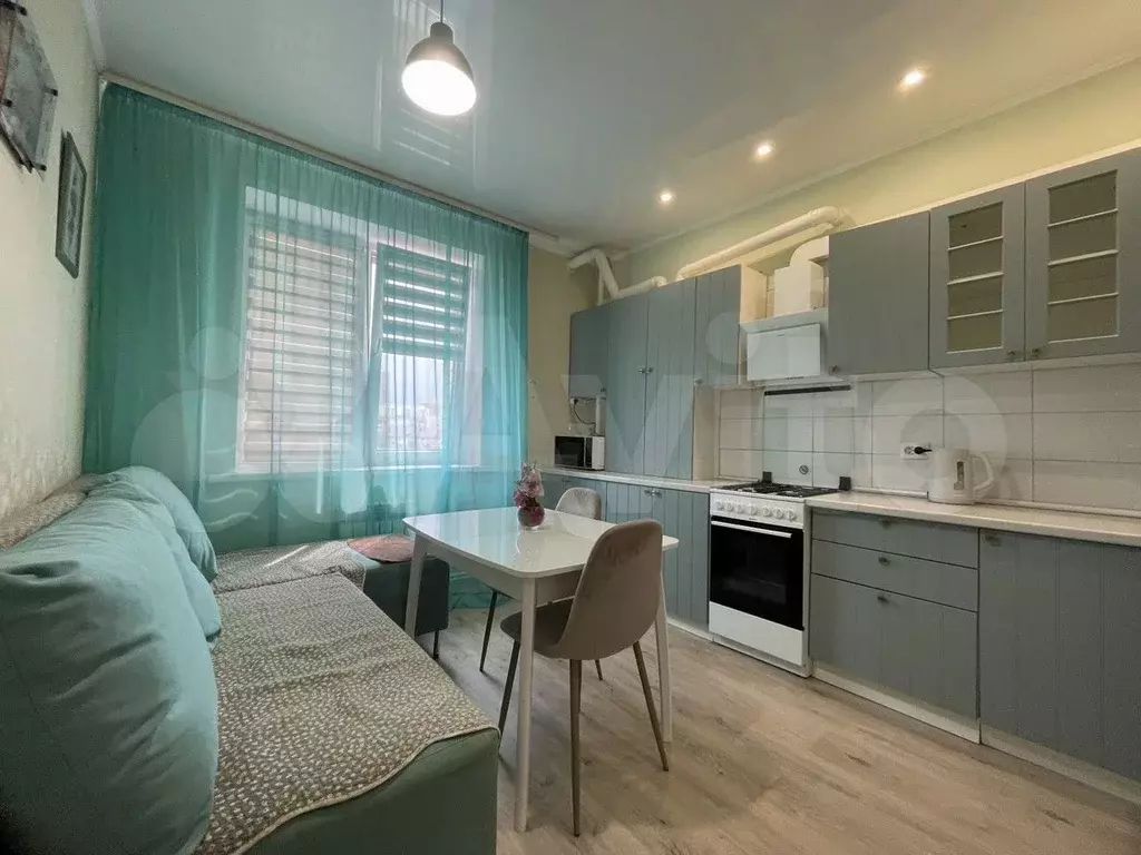 1-к. квартира, 38 м, 8/9 эт. - Фото 0