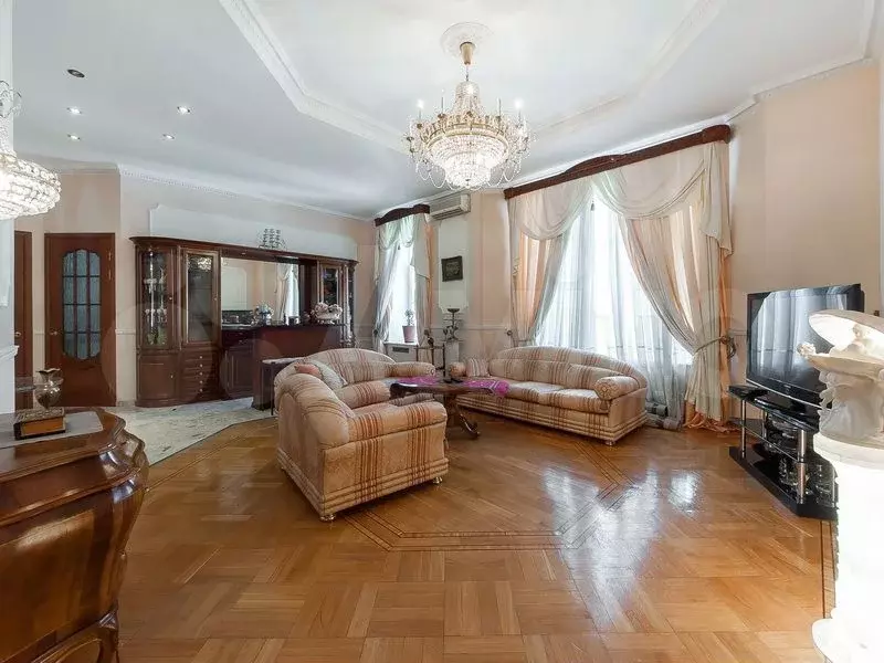 6-к. квартира, 240 м, 4/8 эт. - Фото 1
