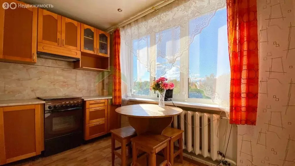 2-комнатная квартира: Выборг, улица Кировские Дачи, 6 (53.2 м) - Фото 0